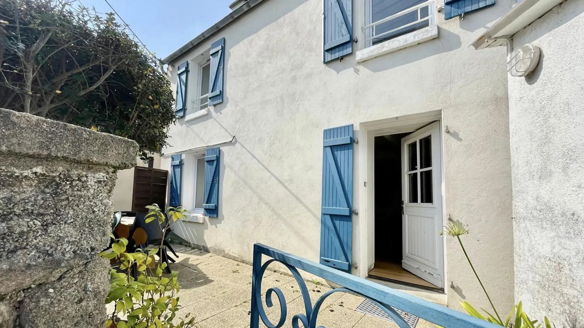 Charmante Maison De Pecheur Carantec Frankrig